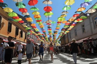 Iskoristio gužvu na Porcijunkulovom pa krao sa štandova