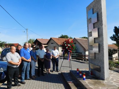 G. Kneginec: Položen vijenac povodom Dana pobjede i domovinske zahvalnosti