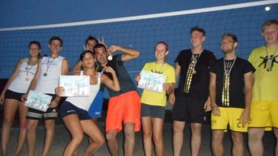 FOTO: 3. turnir odbojke na pijesku OK Vinica okupio 12 ekipa