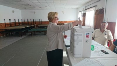 Glasali Predrag Štromar, Milorad Batinić i Božica Makar