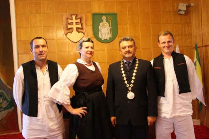 FOTO: Vinički folkloraši na gostovanju u Slovačkoj