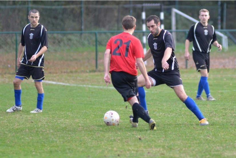 Mladost (Vž) je visoko 5:1 nadigrala Sračinec 