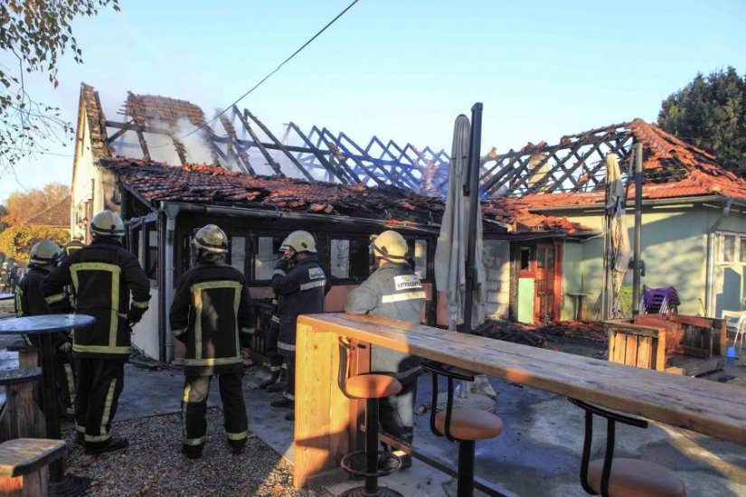 Policija istražuje tko je zapalio ivanečki &quot;Retro Bar&quot;