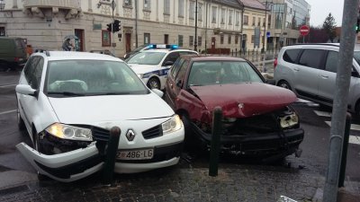 Tijekom vikenda tri prometne nesreće s ozlijeđenim osobama