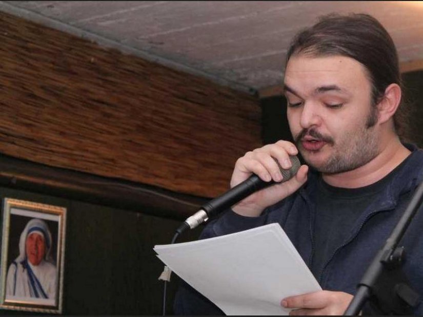 Mladi pjesnik Boris Kvaternik gostovao u Varaždinu u Vakuum klubu