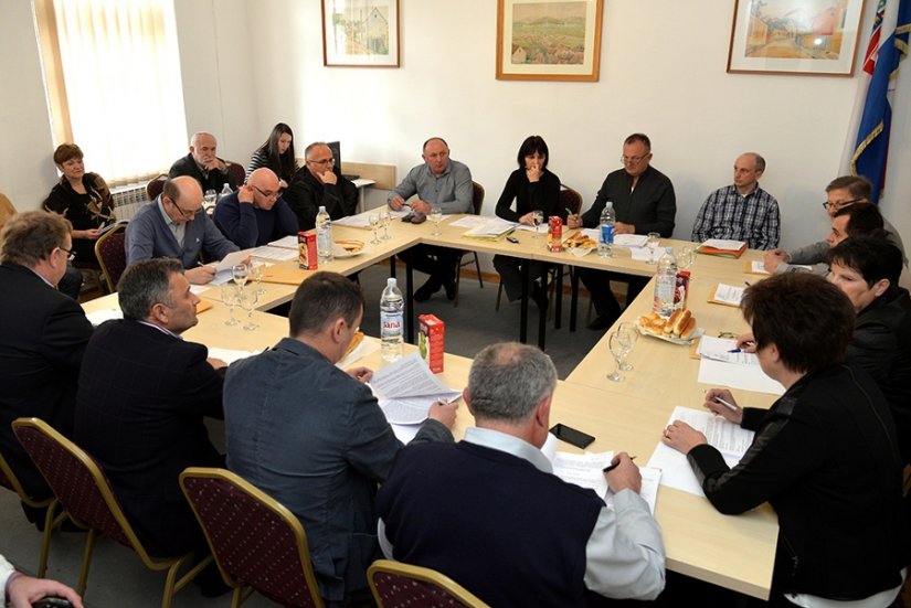 Ako se odobre sredstva, moguća rekonstrukcija ceste u Hrastovcu Topličkom