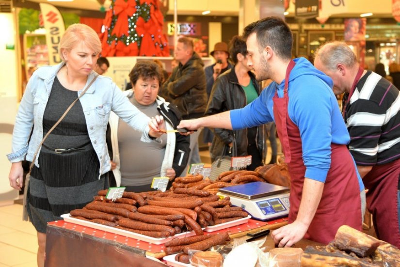 Varaždinci vole domaće kobase i slavonske čvarke