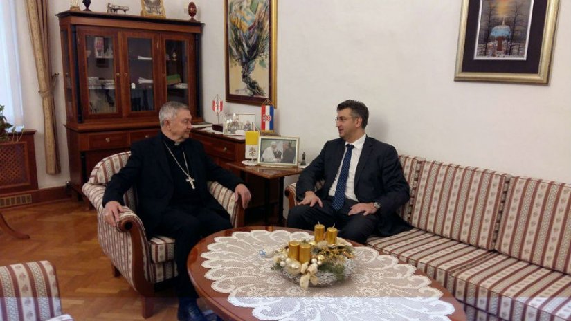 Premijer Plenković stigao u Varaždin, susreo se s biskupom Mrzljakom