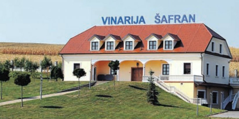 Vino Vinarije Šafran odabrano za kalež svetoga oca Bendikta XVI.