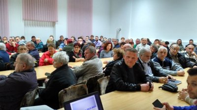 Velik broj mještana Turčina i Varaždinbrega na zboru građana