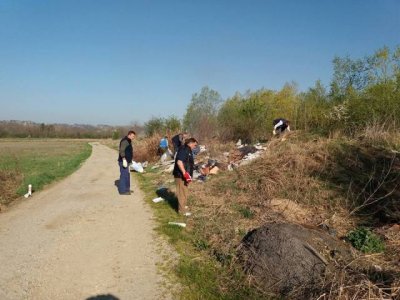 FOTO U Vinici u subotu volonteri očistili dva divlja odlagališta