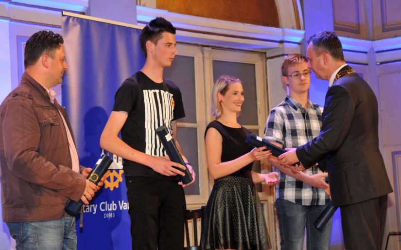 RC Varaždin nagradio srednjoškolce i studente za izvrsne rezultate