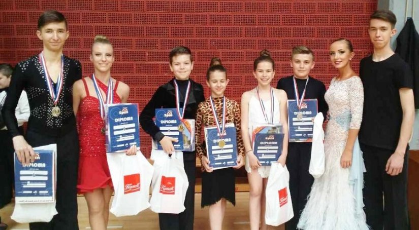 Članovi SPK Varaždin koji su nastupili jučer u Zagrebu na &quot;Zagreb Dance Grand Prixu 2017.&quot;