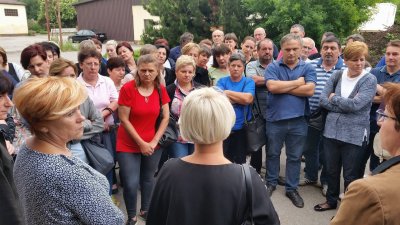 FOTO: Zbog požara u kojem je izgorjela hala, 70 radnika Vika završilo na burzi