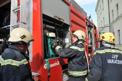 Noćas gorjela kuća na Trgu Pavla Štoosa u Varaždinu