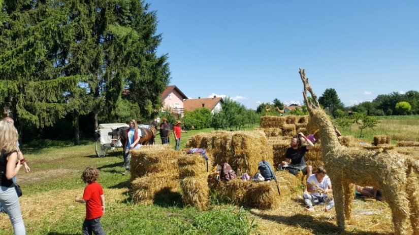 U Pušćinama uz tradicionalni prikaz žetve oživjeli rad naših predaka