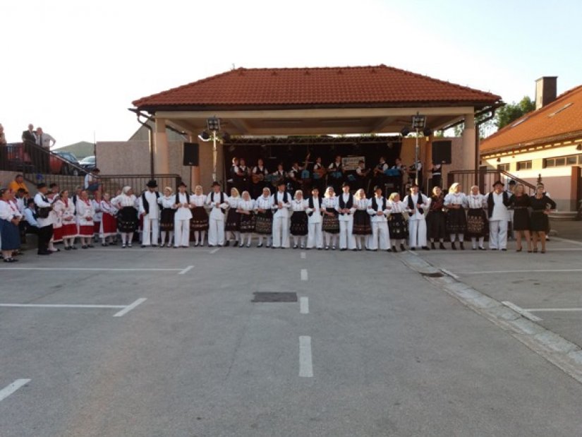 FOTO Maruševečki &quot;Klaruši&quot; na Festivalu borovnica