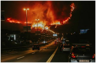 FOTO Pogledajte s čim se bore naši gasitelji u Dalmaciji, vatra se vidi i u svemiru
