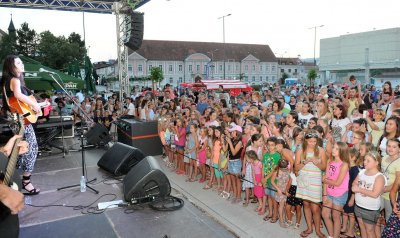 FOTO: Mia Dimšić razveselila velike i male za Family day