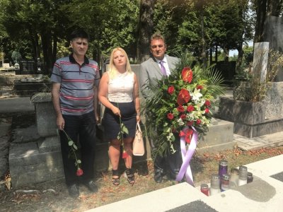 Reformisti položili vijenac na grob dr. Savke Dabčević-Kučar