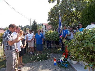 FOTO: U Vinici tradicionalni konjički mimohod povodom Dana pobjede