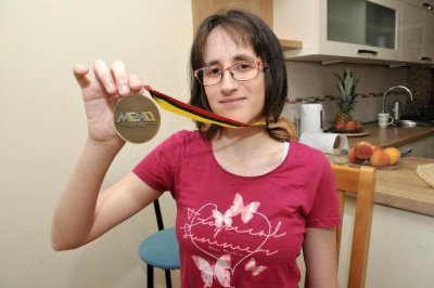 Aleksandra Saša Božović (18) brončana na Matematičkoj olimpijadi, a rastura i fiziku i kemiju