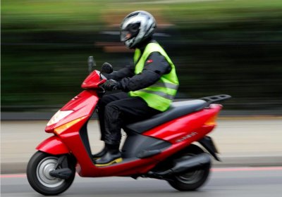 Ispred zgrade 42-godišnjaku ukraden moped