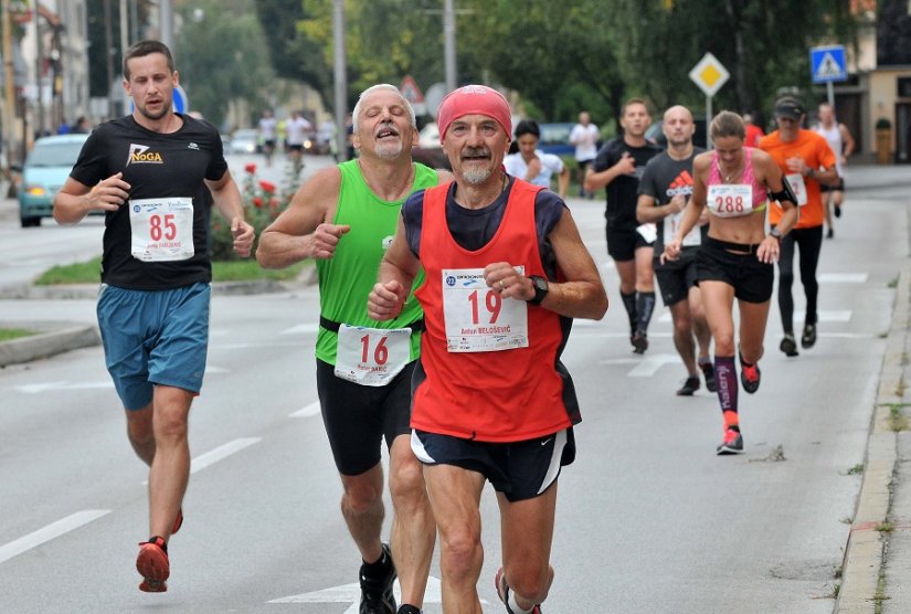 Na prošlogodišnjoj je utrci nastupilo 660 trkača iz desetak zemalja