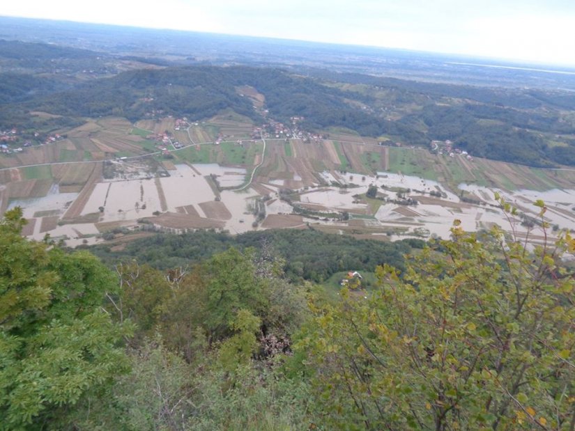 FOTO Razmjeri poplave rijeke Bednje najbolje se vide na ovim fotografijama