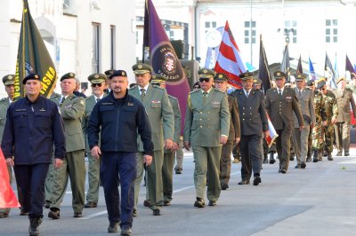 FOTO Mimohodom obilježen Dan oslobođenja Grada Varaždina i Dan branitelja Varaždinske županije