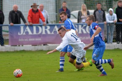 Mladost (M) je odigrala neodlučeno sa Zadrugarom 2:2