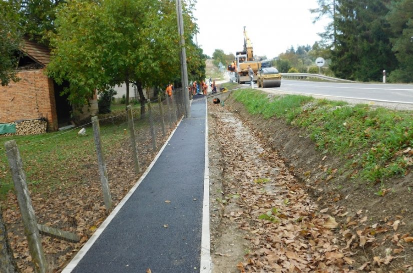 Izgrađen nogostup u Zagrebačkoj ulici u Lužanu Biškupečkom