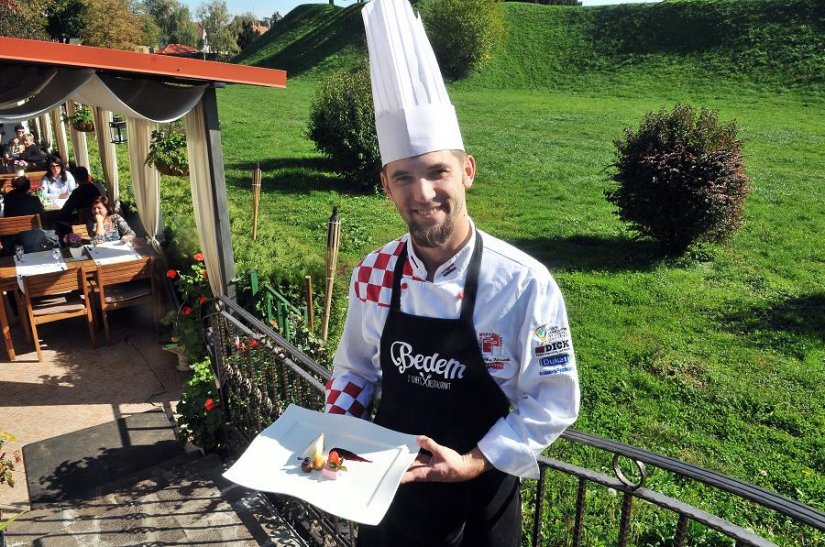 Mladi kuhar Zlatko Novak (28) iz Bartolovca s majkom pekao kolače, a sada osvaja medalje