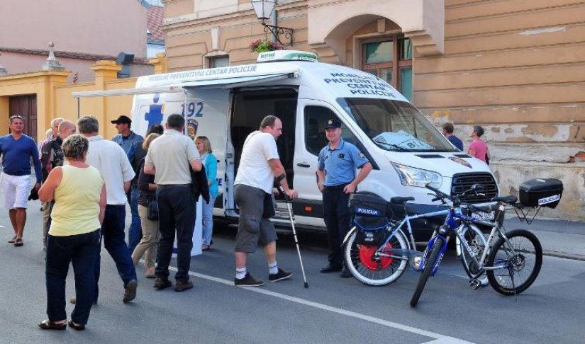 Mobilni preventivni centar policije u Jalžabetu, Vinici, Cestici, Ivancu, Klenovniku i Varaždinu