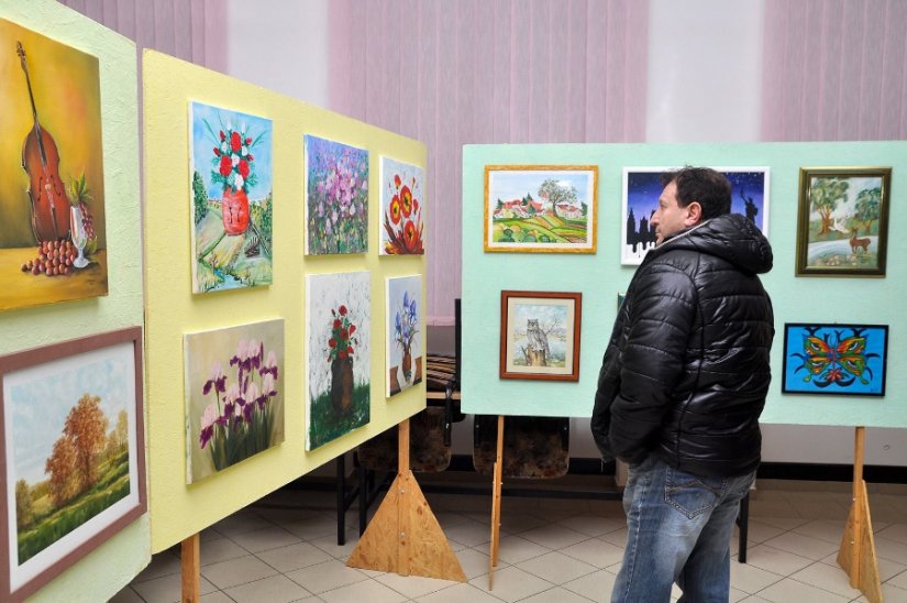 FOTO: LU Kula Kneginec otvorila izložbu slika u Turčinu