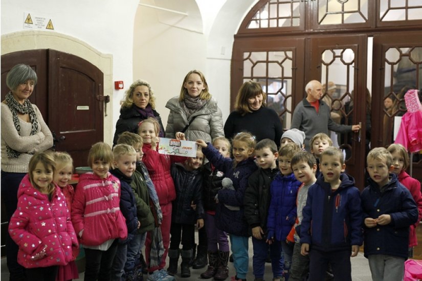 Mališani iz vrtića Dječji svijet izradili čestitku Gradskom muzeju Varaždin