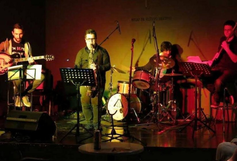 Dođite na jazz večer u Caffe bar Elephant