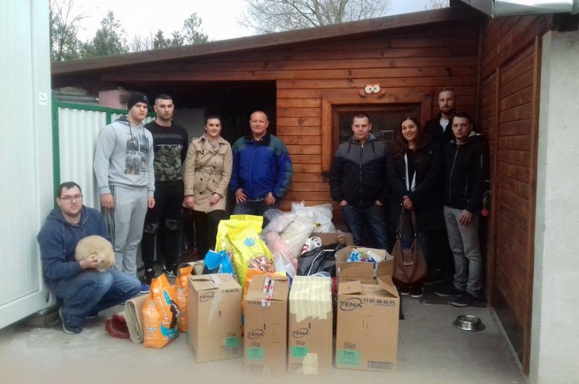Mladež HDZ-a Varaždin prikupila donacije za životinje u Udruzi Spas