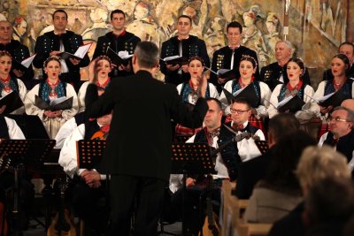 Ovogodišnji repertoar odnosno program za zbor i orkestar priredili su Zoran Jakunić i Dražen Kurilovčan