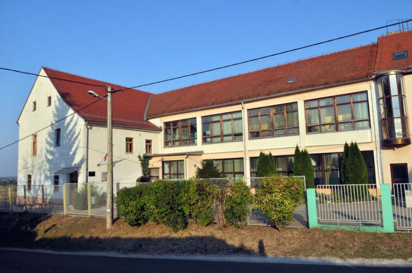 Osnovna škola u Svetom Iliji