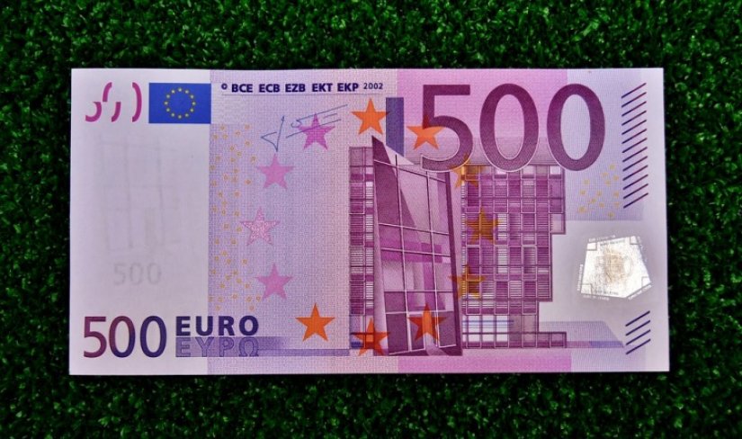 Tridesetdvogodišnjak po Ludbregu lažne novčanice od 500 eura mijenjao za kune