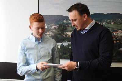 Gradonačelnik Jenkač novom hrvatskom kadetskom rekorderu čestitao i uručio bon za kupnju opreme