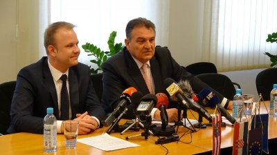 Čačić i Jakšić u Koprivnici poručili državi: Vratite nam naš novac i pustite nas da radimo