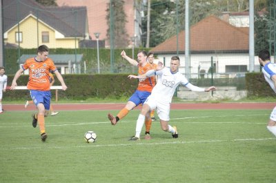 Tihomir Šoštarić nakon što je u srijedu postigao gol drugoj momčadi Osijeka danas je bio strijelac jedinog gola vrijednog 3 boda