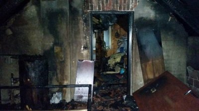 Zbog kvara na bojleru izgorjelo krovište kuće u Zlogonju
