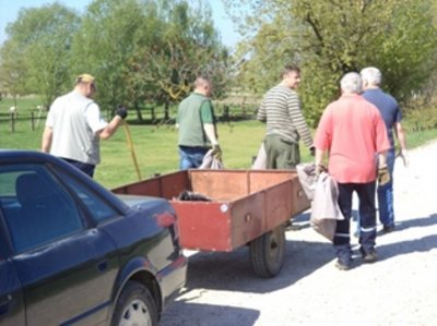 FOTO Prijatelji prirode iz „Eko-Drave“  čistili skupa sa članovima HVDR-e i LSL-a