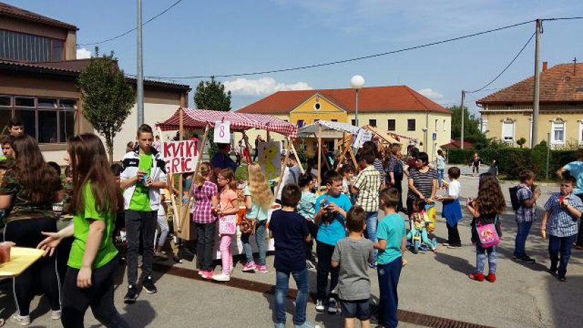 FOTO Dan Osnovne škole Vinica obilježen učeničkim sajmom