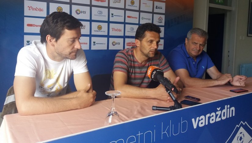 Dario Jertec, Mario Kovačević i Stjepan Cvek (s lijeva) na današnjoj konferenciji za novinare u klubu