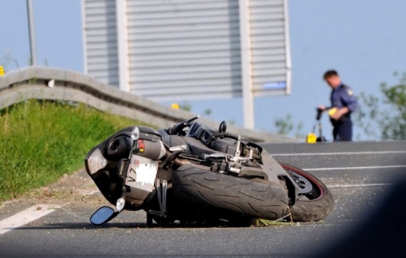 Do nesreće u kojoj je poginuo motorist došlo zbog neprilagođene brzine