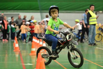 FOTO: Mališani pokazali svoje likovno umijeće i vještine vožnje na biciklu